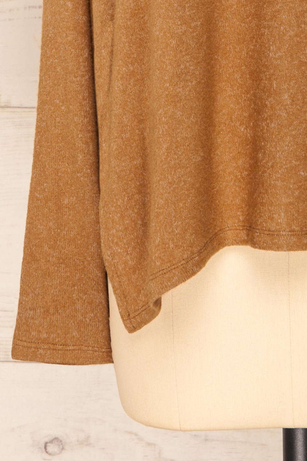 Ancone Camel V-Neck Sweater | La petite garçonne  bottom 