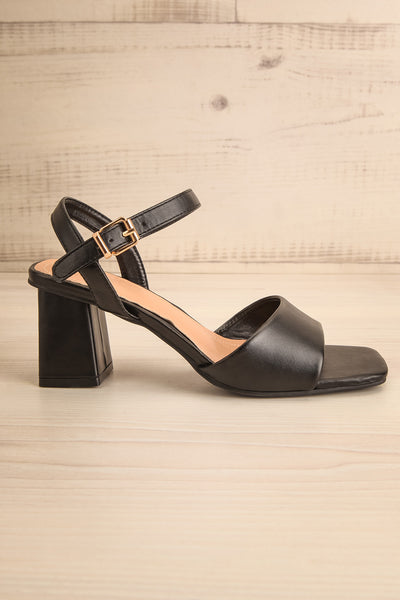 Anelie Black Block Heeled Sandals | La petite garçonne side view