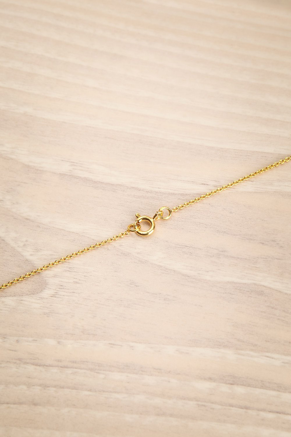 Mustus Gold Heart-Shaped Pendant Necklace | La Petite Garçonne Chpt. 2