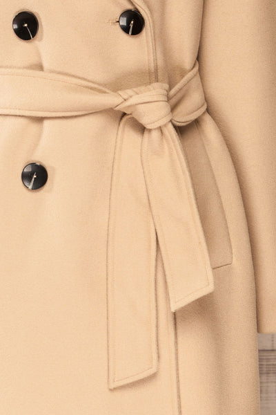 Argenteuil Long Buttonned Trench Coat | La petite garçonne belt close-up