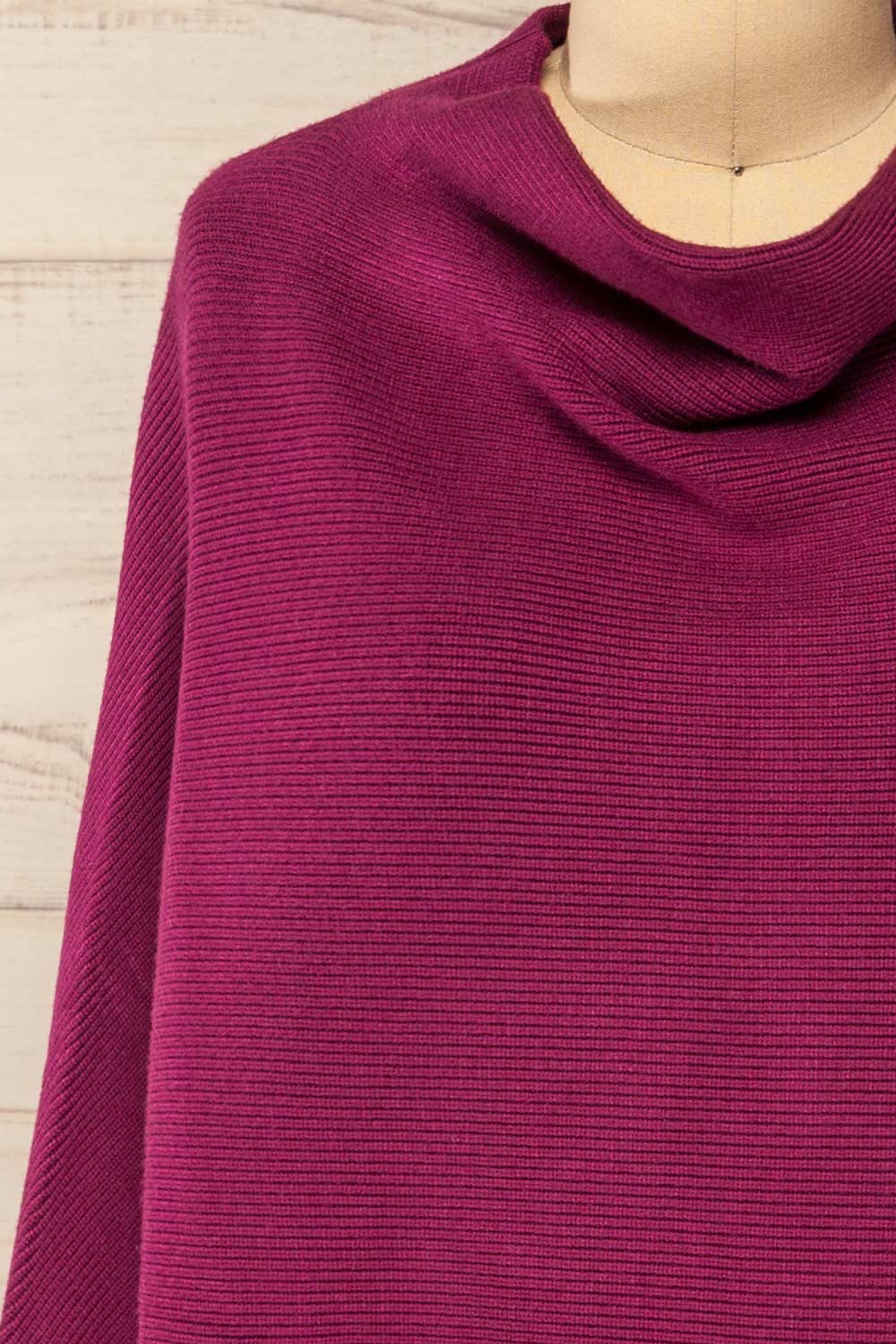 Arrecife Burgundy Knit Sweater Dress | La petite garçonne front close-up