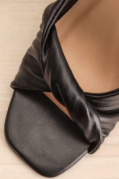 Ashai Black Twist Front Wedge Sandals | La petite garçonne flat close-up