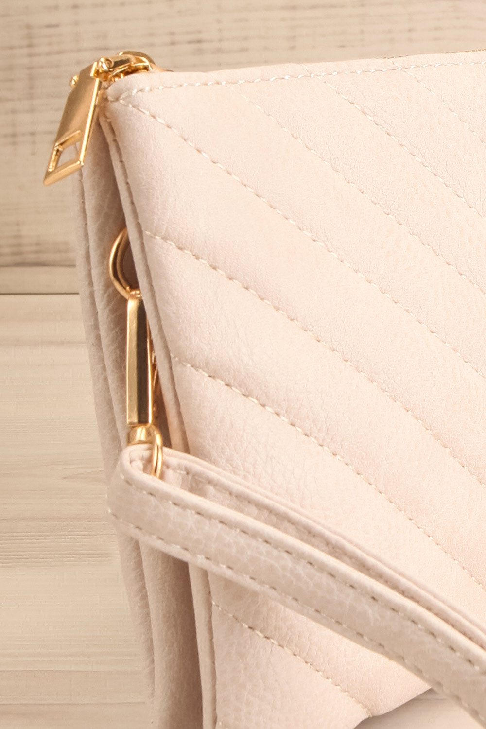 Aspen Sand Crossbody Bag | La petite garçonne side close-up