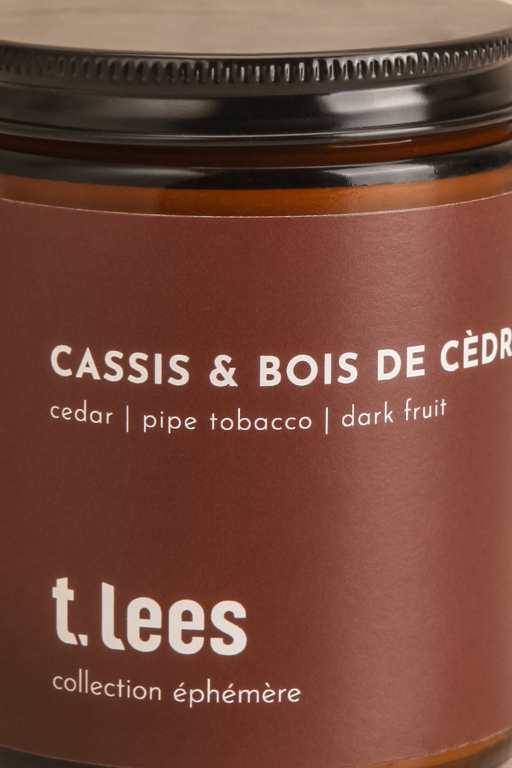 Cassis & Bois de Cèdre Candle | Maison garçonne closed close-up