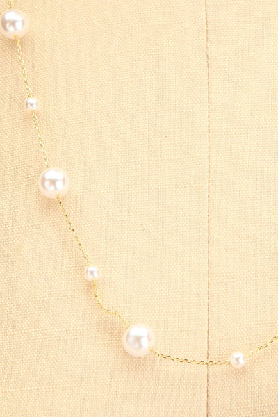 Asturies Fine Chain Necklace w/ Faux-Pearls | La petite garçonne close-up