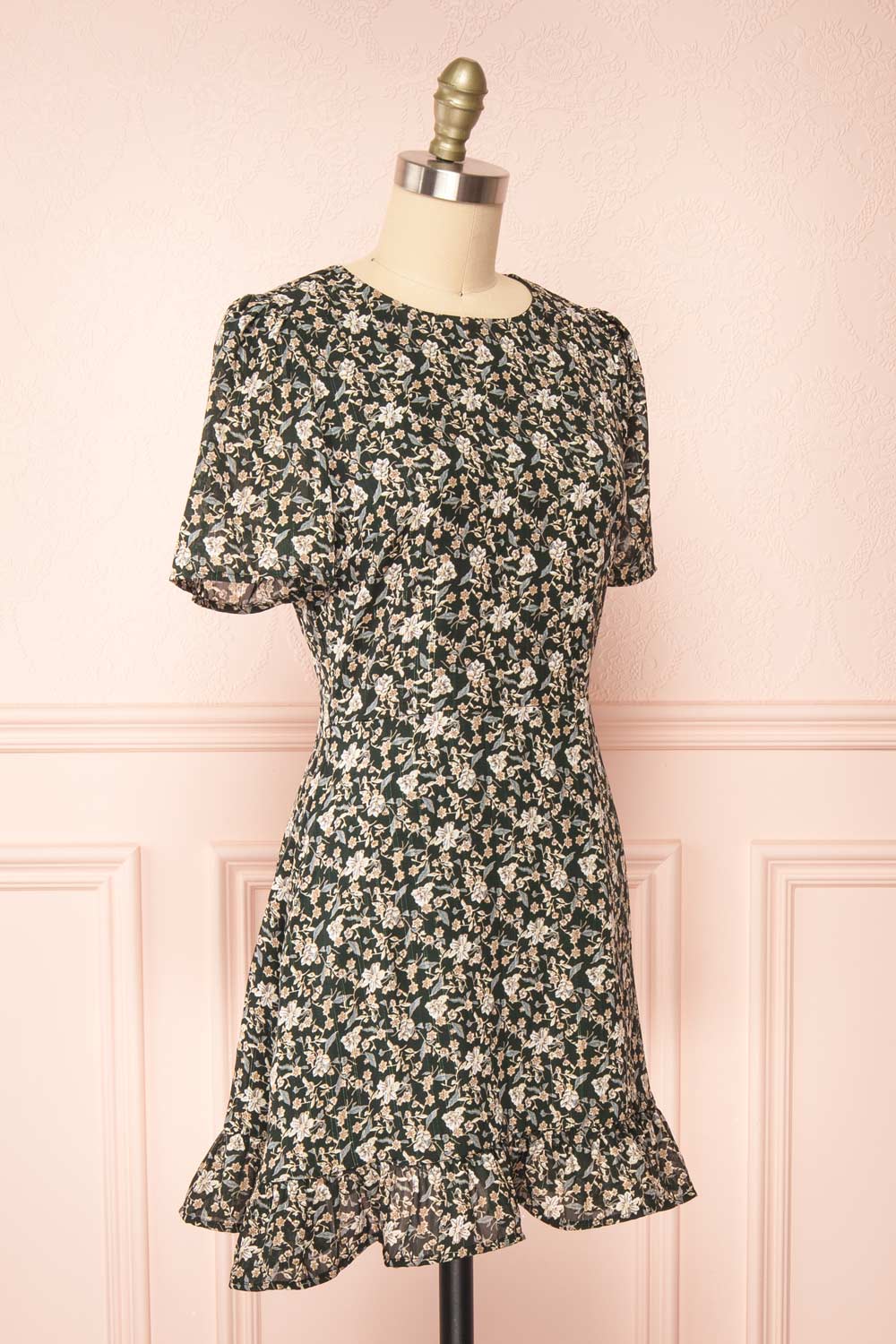 Atawa Short Sleeve Green Floral Dress | Boutique 1861  side view