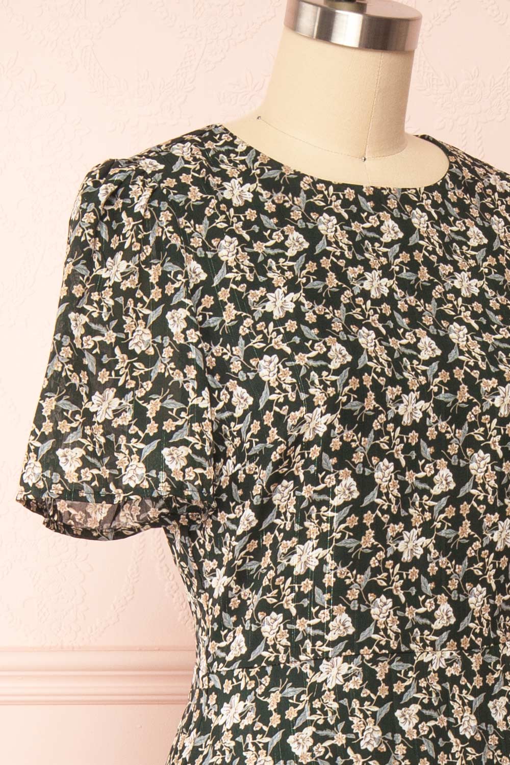 Atawa Short Sleeve Green Floral Dress | Boutique 1861 side close up