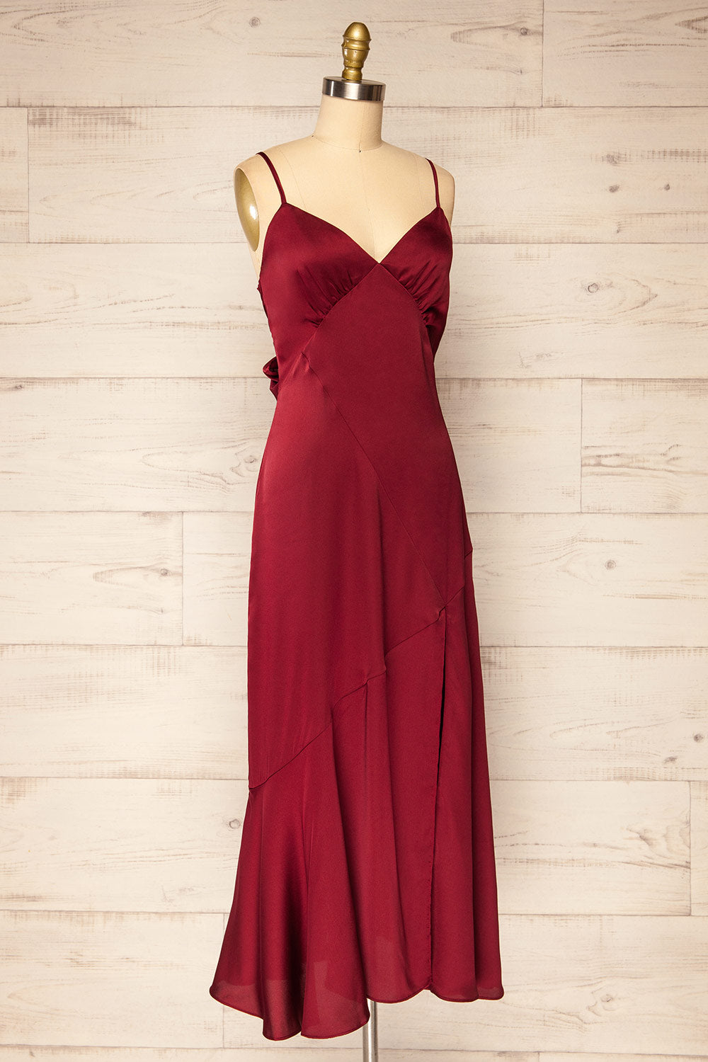 Athy Burgundy V-Neck Midi Satin Dress | La petite garçonne side view