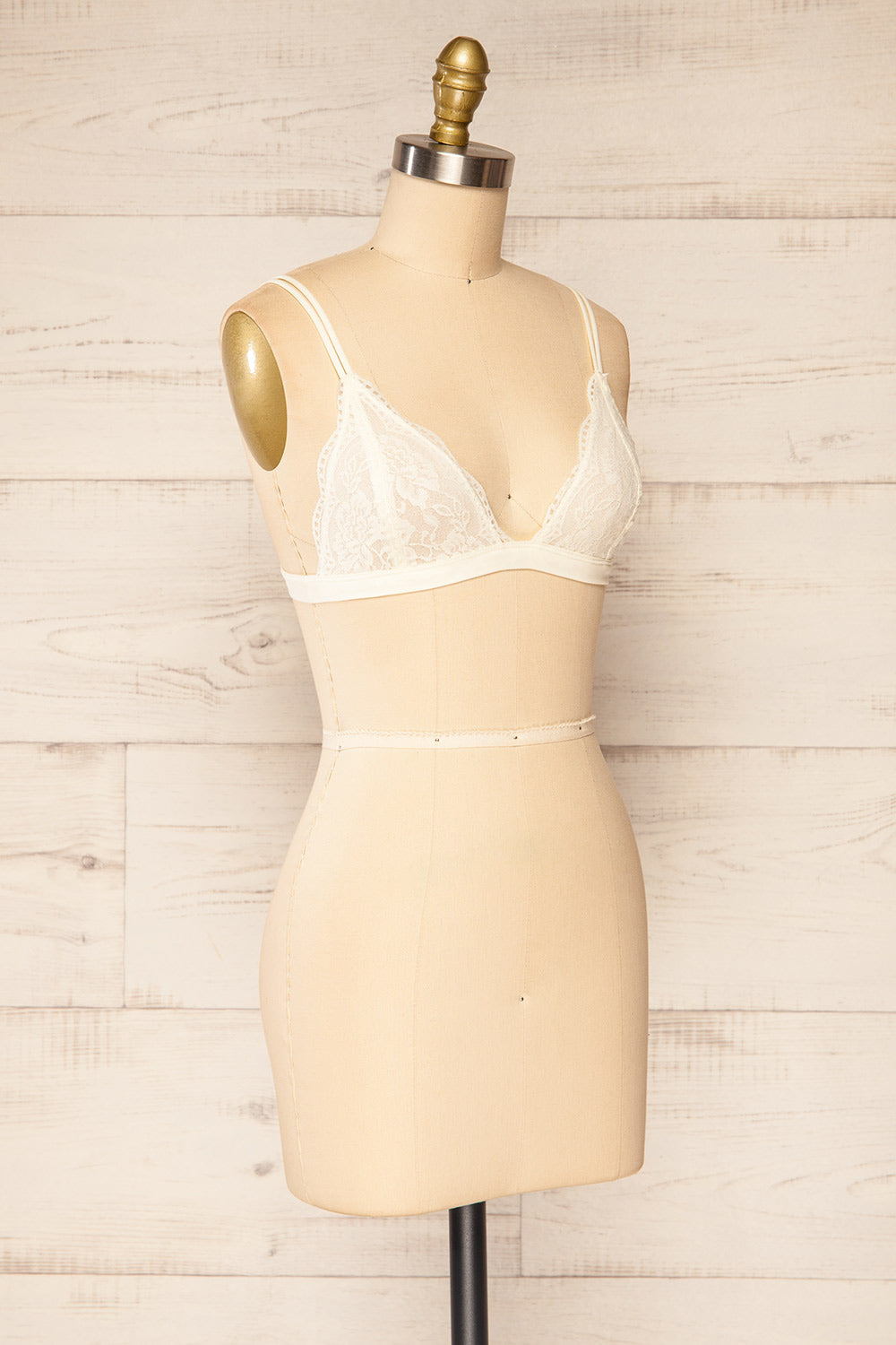 Ati Cream Lace Bralette | La petite garçonne side view