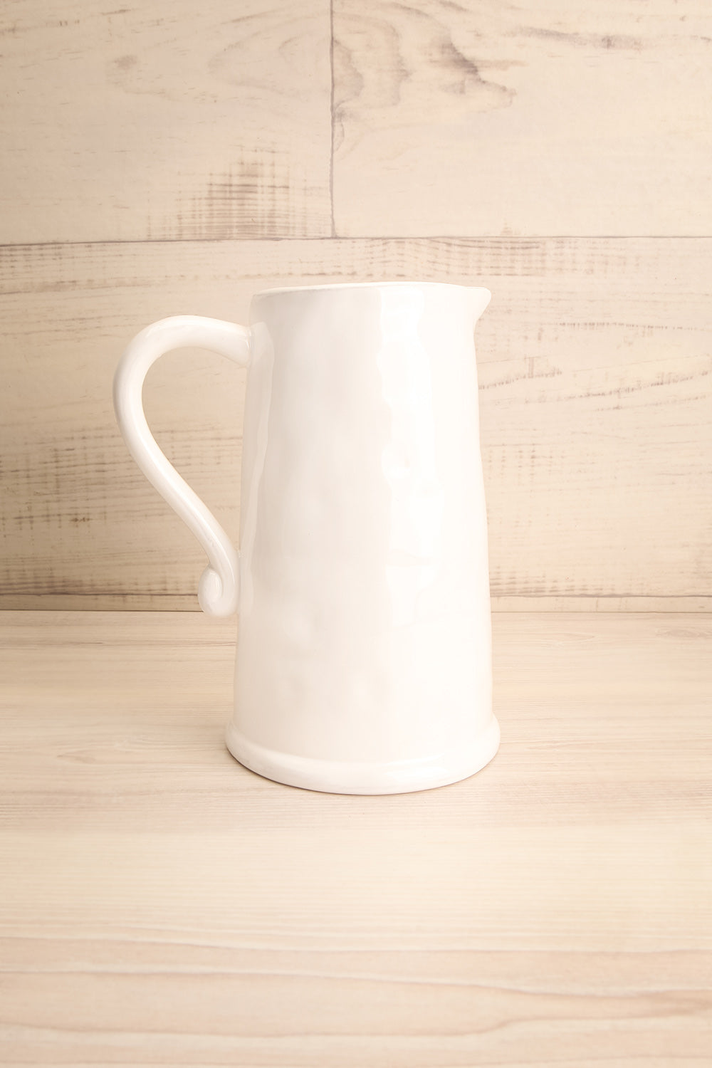 Avigliano White Ceramic Pitcher | La Petite Garçonne Chpt. 2