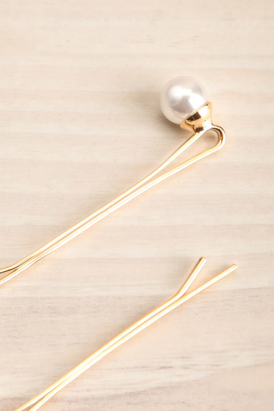 Avis Petit Set of Golden Hair Pins with Pearls | La Petite Garçonne 2