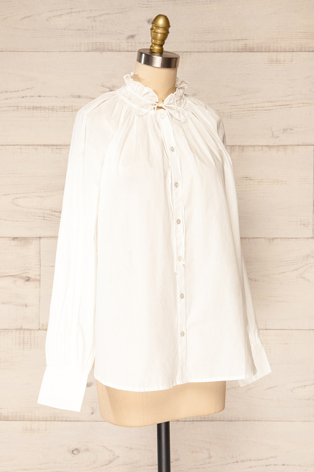 Babimost White Shirt w/ Ruffled Collar | La petite garçonne side view