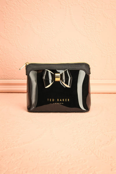 Bacalao Noir - Black glossy pouch with a bow