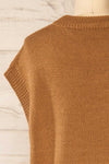 Baek Camel Sleeveless Knit Vest | La petite garçonne back close-up