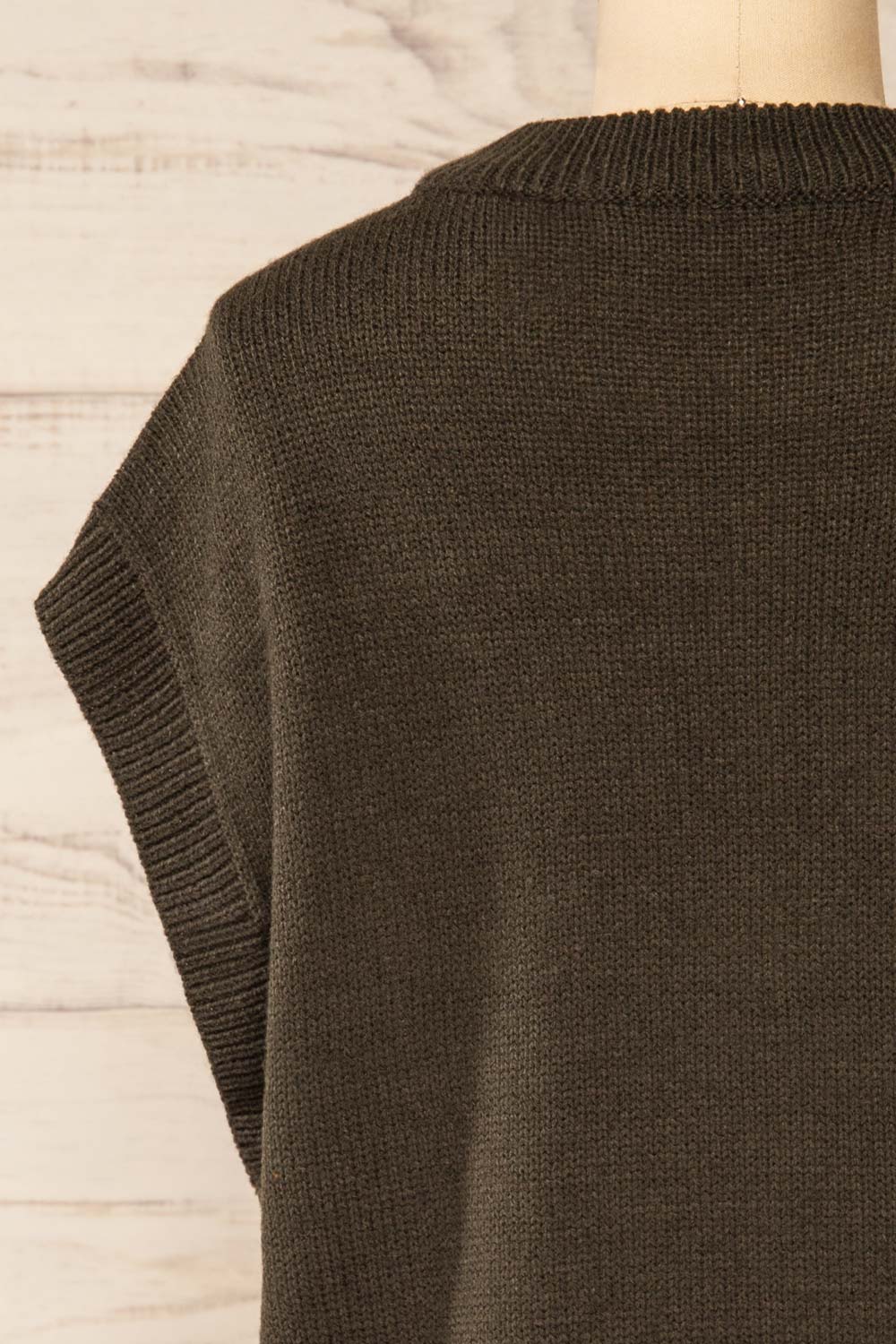 Baek Green Sleeveless Knit Vest | La petite garçonne back close-up