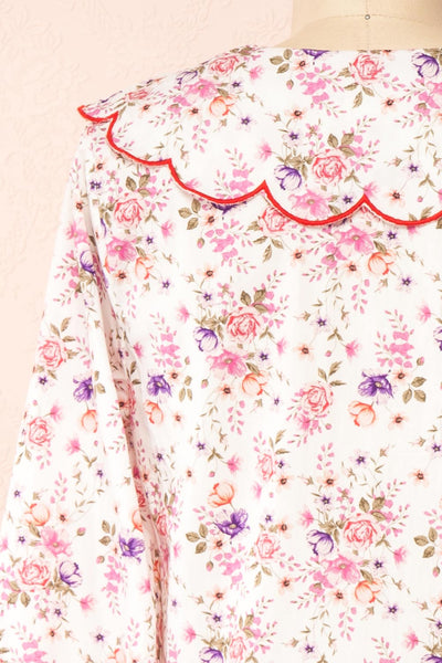 Bakeneko Cropped Floral Blouse w/ Peter Pan Collar | Boutique 1861 back close-up