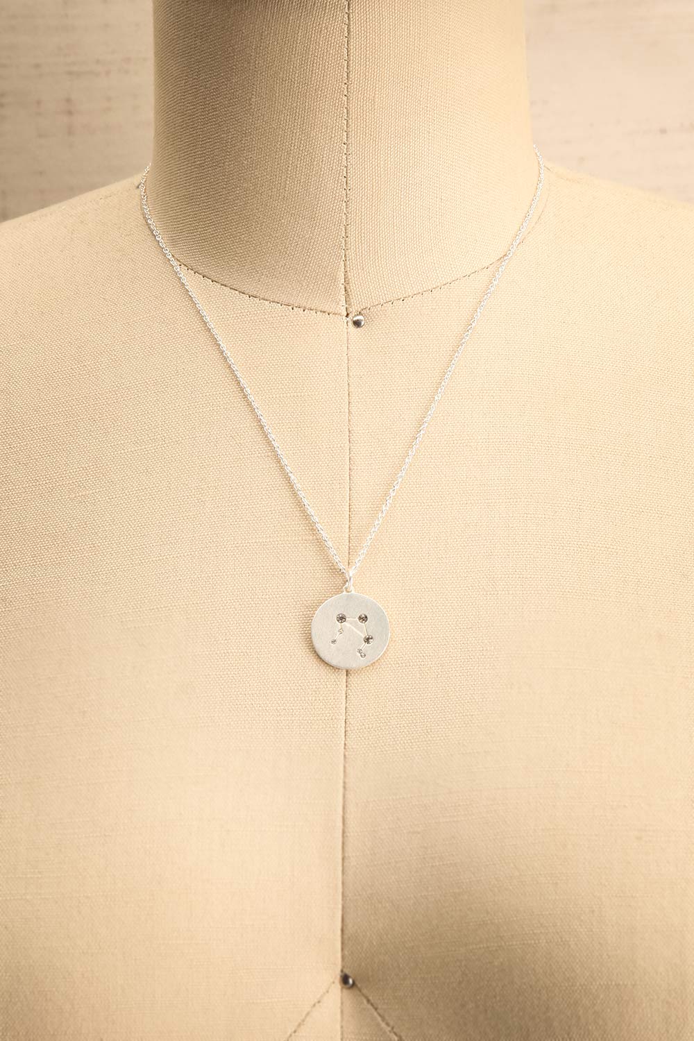 Balance Argenté Silver Pendant Necklace | La Petite Garçonne Chpt. 2 5