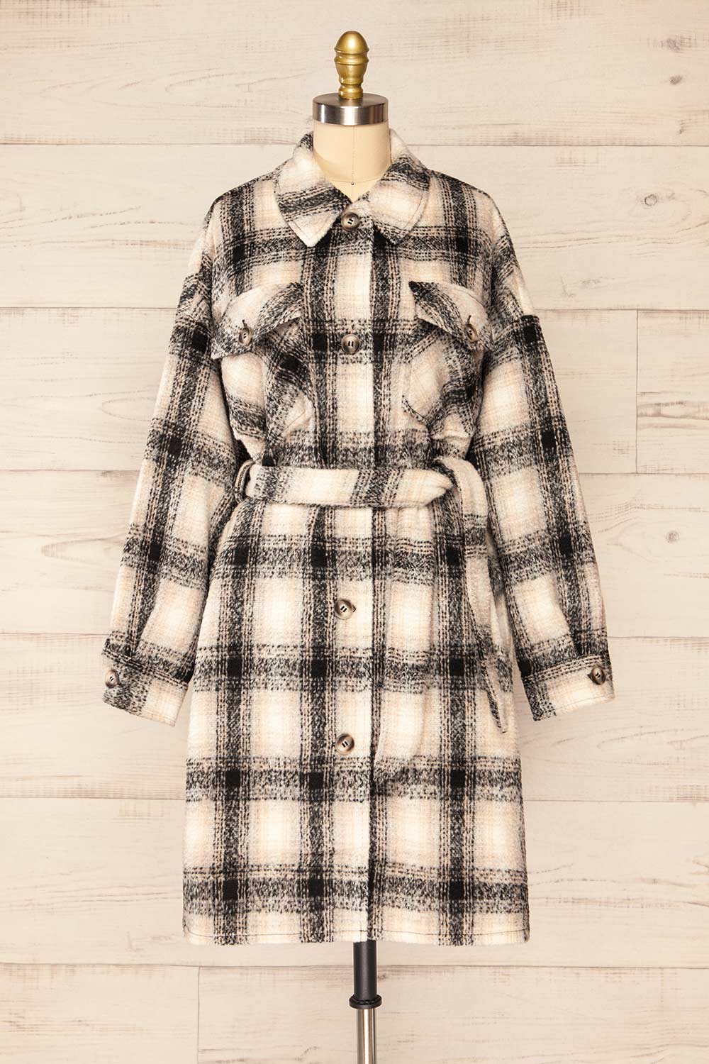 Balata Long Plaid Shacket | La petite garçonne front view