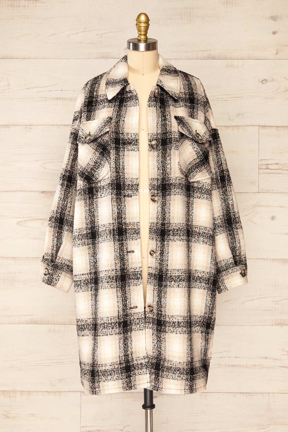 Balata Long Plaid Shacket | La petite garçonne open view