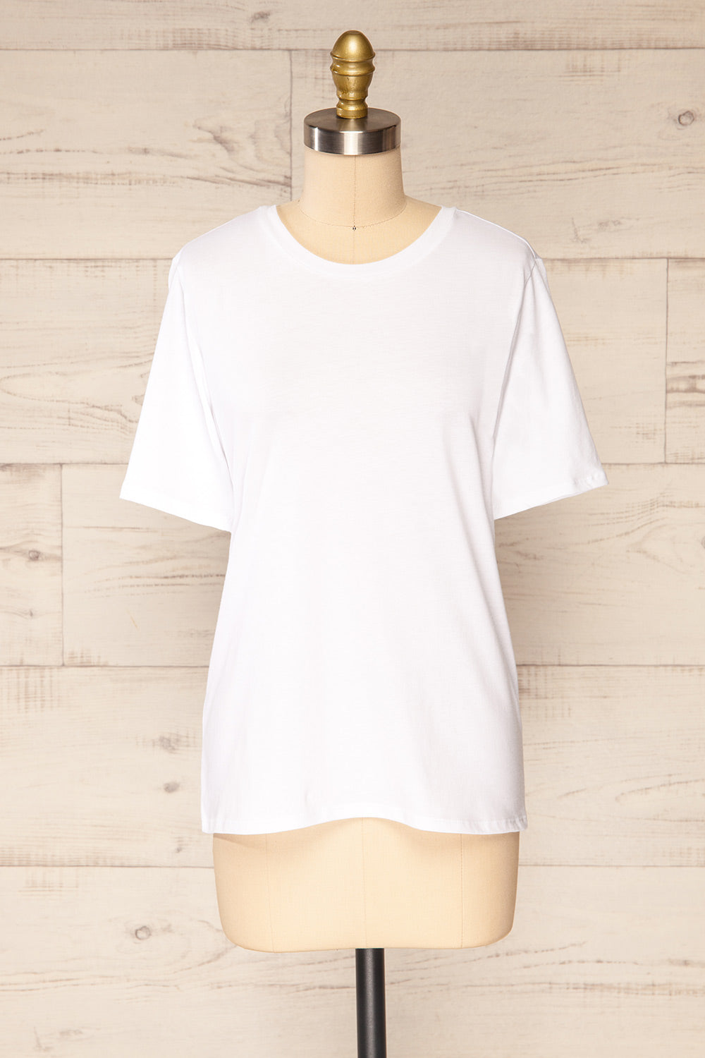 Bale White Crew Neck T-Shirt | La petite garçonne front view 