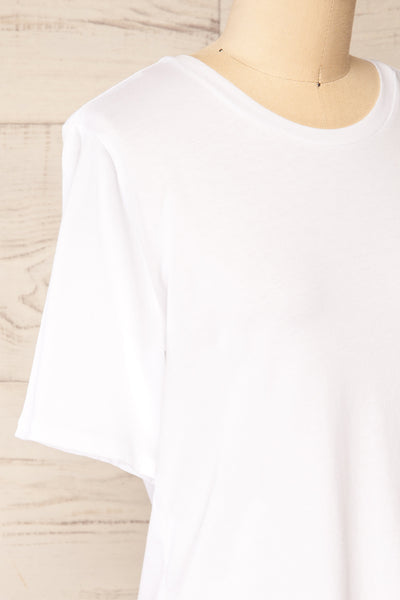 Bale White Crew Neck T-Shirt | La petite garçonne side close-up