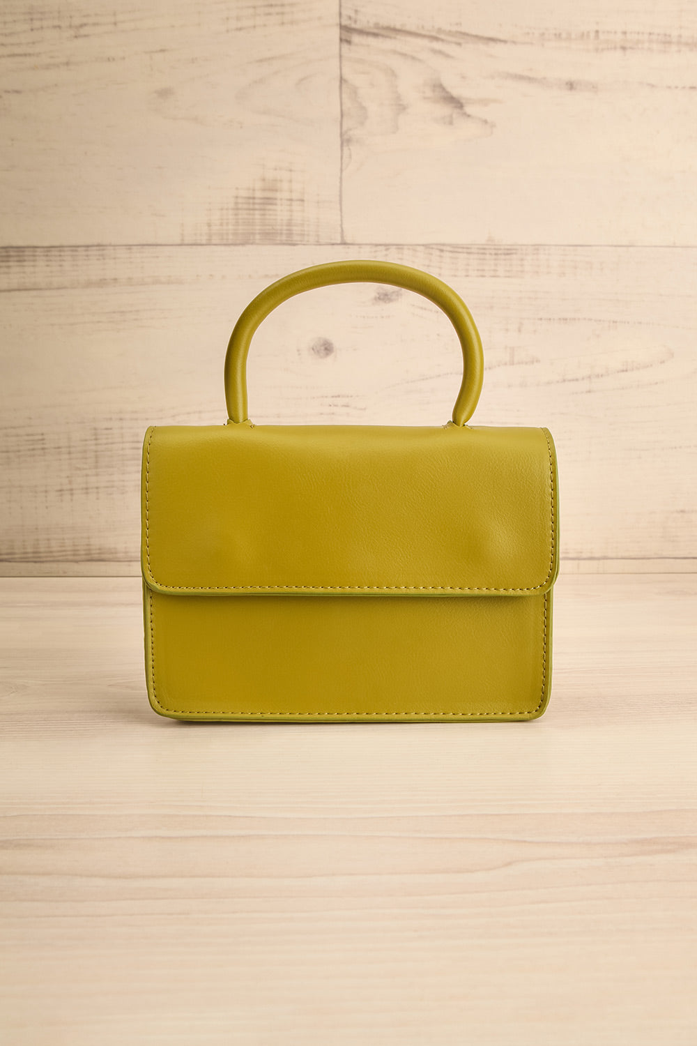 Baluchon Green Crossbody Handbag | Maison garçonne front view