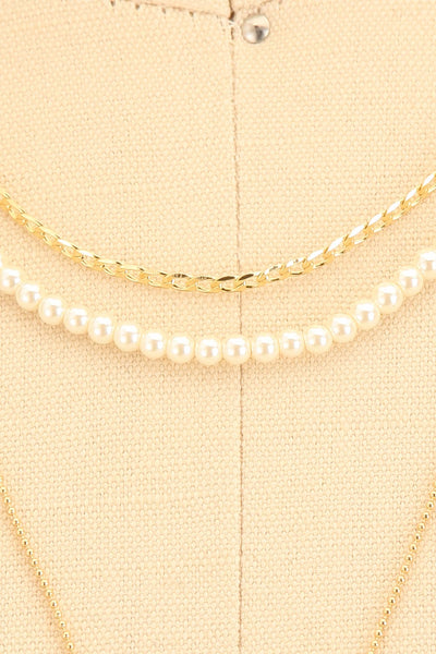 Bao Gold 3-in-1 Layered Chain Necklace w/ Pearls | La petite garçonne close-up