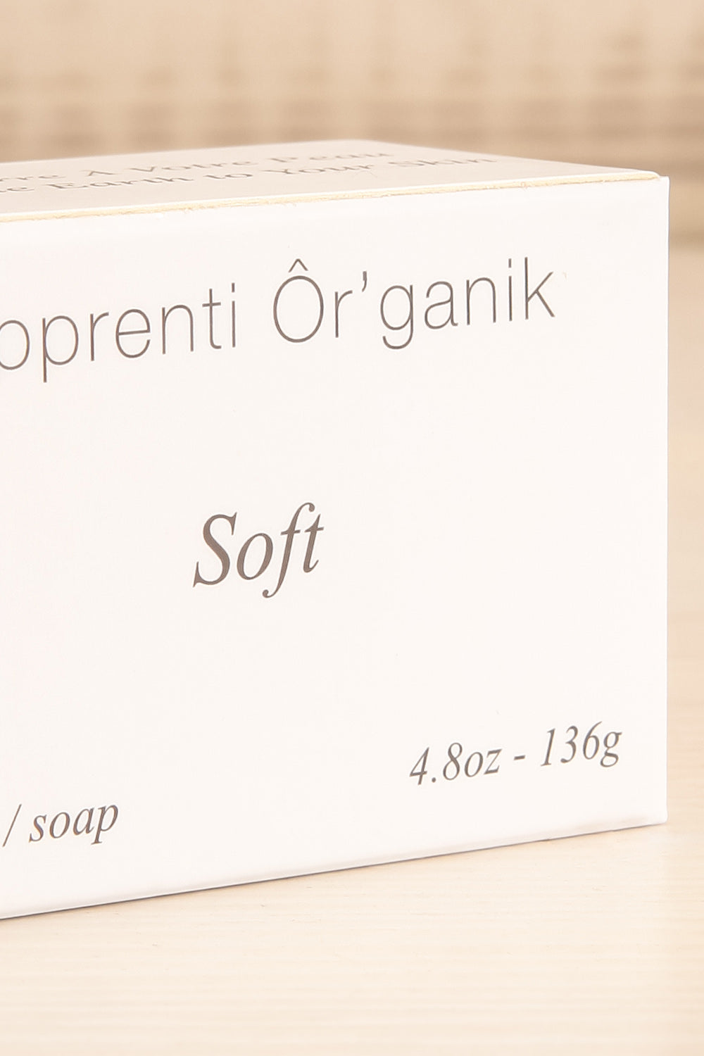 Bar Soap Detox Herbal Soap | La petite garçonne box close-up