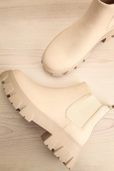 Barakaldo Ivory Faux-Leather Chelsea Boots | La petite garçonne flat view