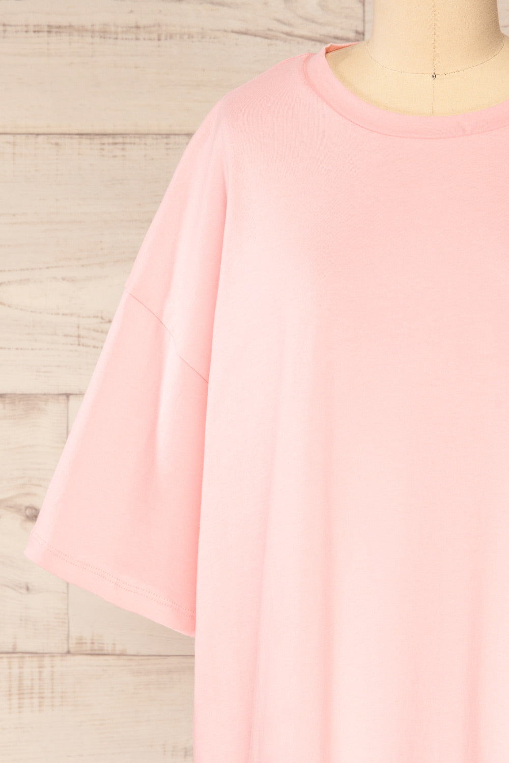 Beaurice Pink Oversized T-Shirt with Round Collar | La petite garçonne front close-up