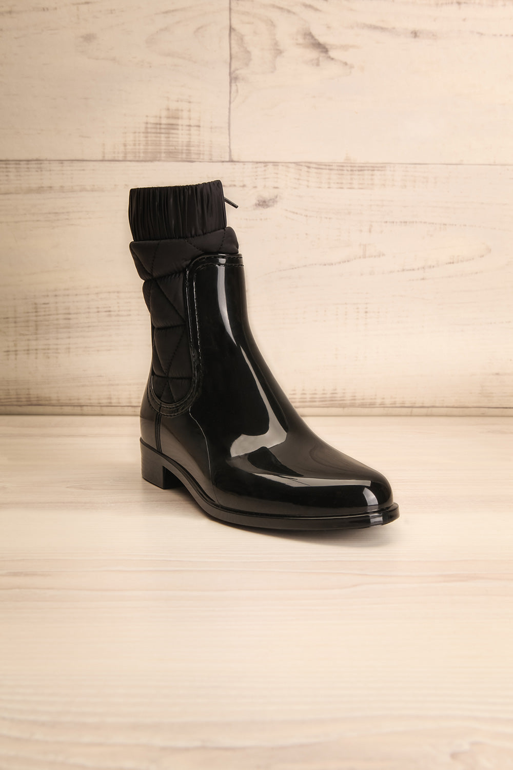 Becquerel Black Boots | Bottes Noires | La Petite Garçonne front view