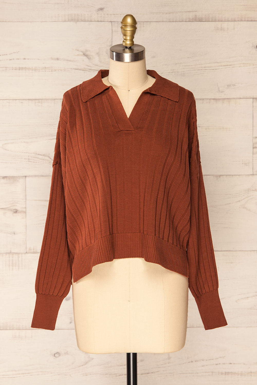 Beluth Rust Collared Long Sleeve Top | La petite garçonne front view