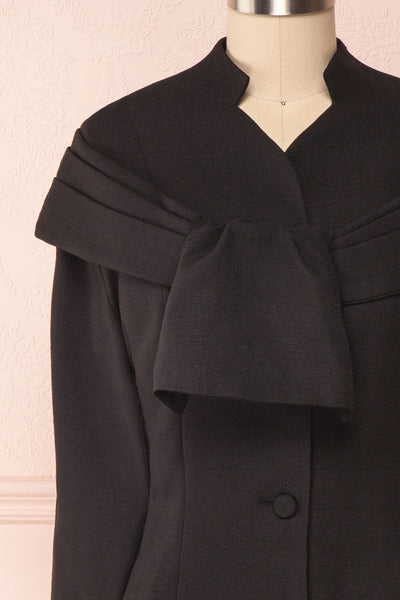 Benedicte Black Fitted Vintage Blazer Jacket | FRONT CLOSE UP | Boutique 1861