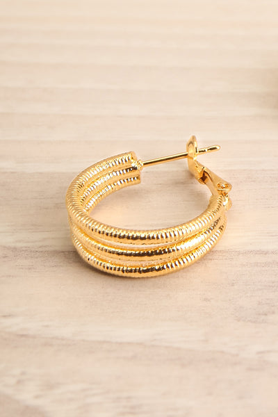 Berat Or Golden Loop Pendants Earrings close-up | La Petite Garçonne