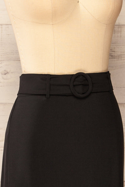 Berkane Black Pencil Skirt w/ Belt | La petite garçonne side close-up