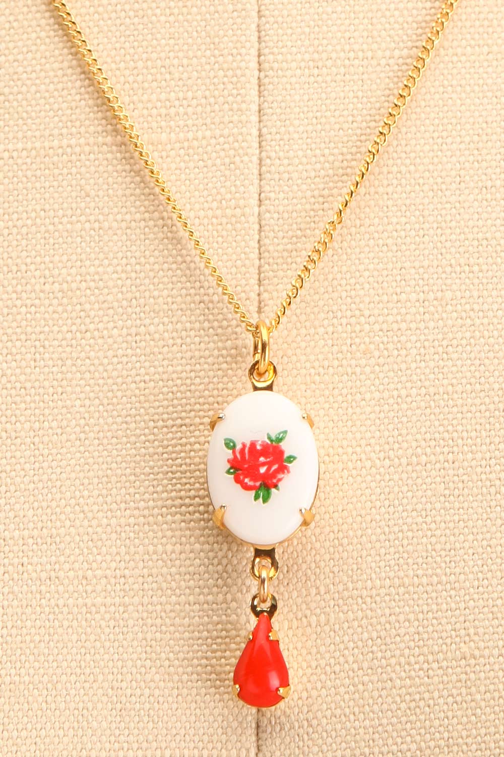 Bertha Von Suttner Floral Gold Pendant Necklace | Boutique 1861 close-up