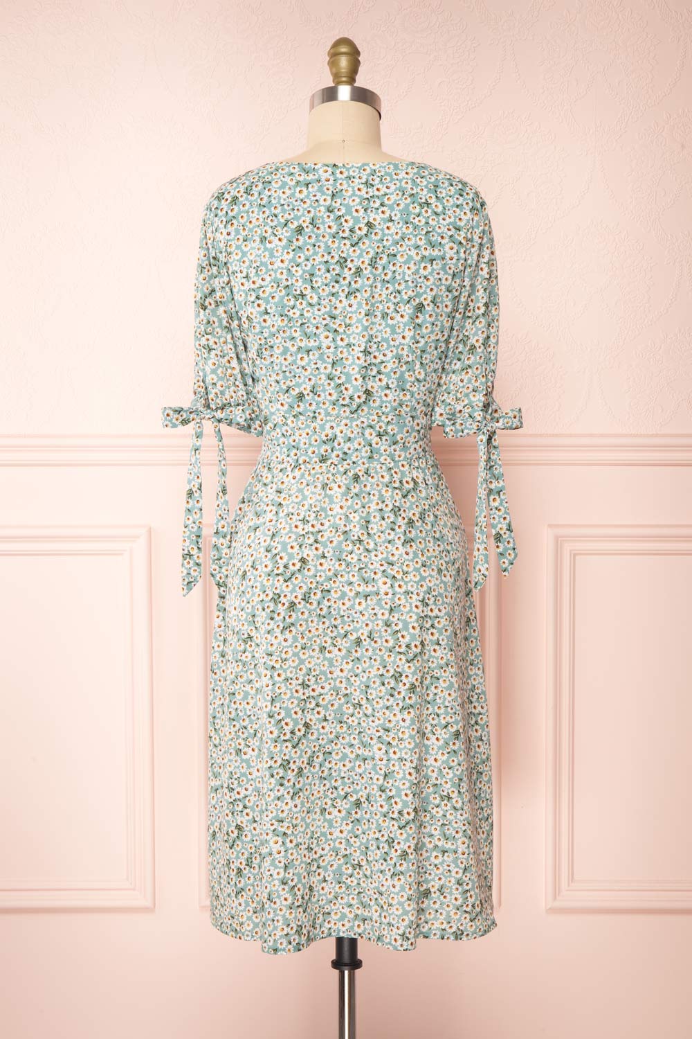 Bezia Blue Floral Short Sleeve Midi Dress | Boutique 1861 back view