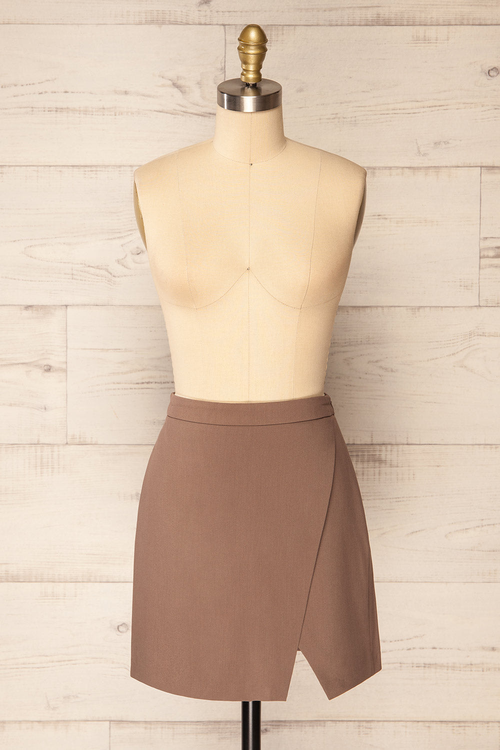 Bilbao Taupe Short Skirt w/ Slit | La petite garçonne front view