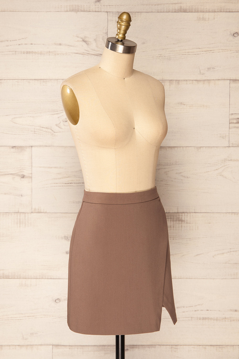 Bilbao Taupe Short Skirt w/ Slit | La petite garçonne side view