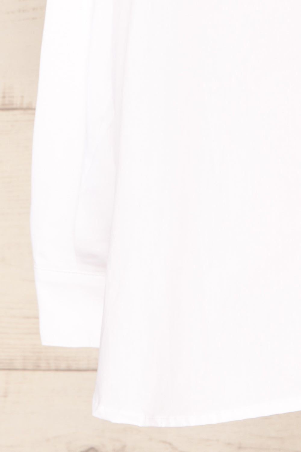 Blairr White Long Sleeve Button-Up Shirt | La petite garçonne sleeve