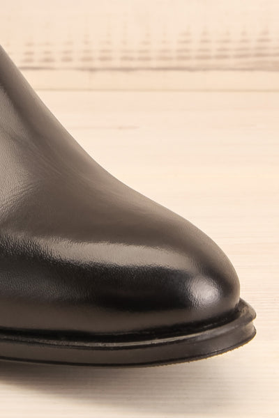 Bobby Black Leather Heeled Ankle Boots front close-up | La Petite Garçonne