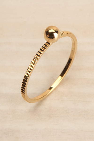 Bolga Doré Fine Textured Golden Ring | La Petite Garçonne 4