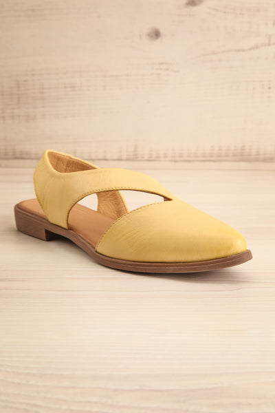 Bruca Yellow Pointed Toe Asymmetrical Flats | La petite garçonne front view
