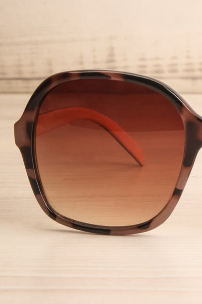 Burnley Patterned Brown Butterfly Sunglasses | La Petite Garçonne 2