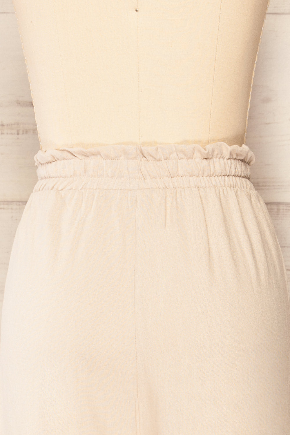 Buseto Beige Faux-Linen Wide-Leg Pants | La petite garçonne back close-up