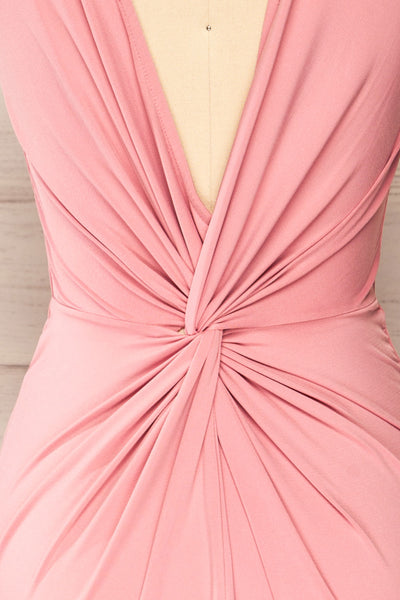 Cachio Pink Open Back Fitted Short Dress | La petite garçonne knot close-up