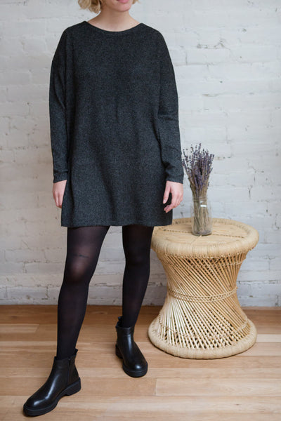 Cadix Grey Long Sleeve Knitted Dress | La petite garçonne model