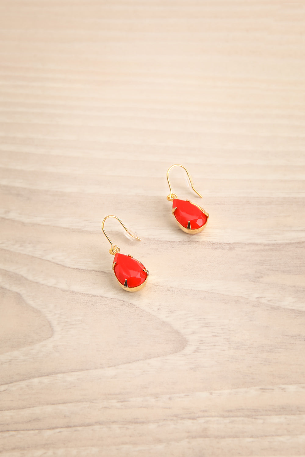 Cajsa Vitet Red & Golden Pendant Earrings | La Petite Garçonne