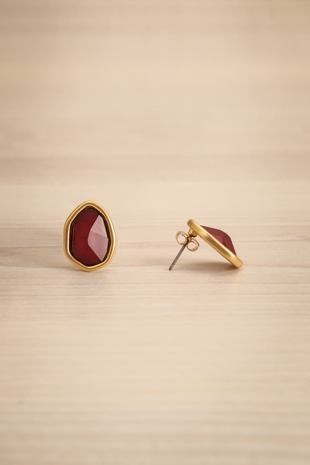 Caliga Grenat Burgundy Stud Earrings | La Petite Garçonne