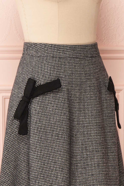 Calissa Black & White Houndstooth A-Line Midi Skirt | SIDE CLOSE UP | Boutique 1861
